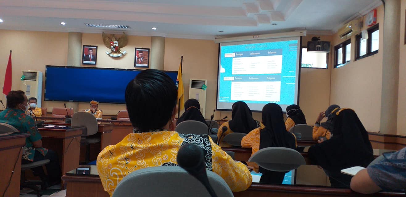 DKISP Kota Tarakan mengikuti kegiatan Sosialisasi Pedoman Pemantauan dan Evaluasi SPBE Tahun 2022 di Ruang Rapat Imbaya ( 21 April 2022)
