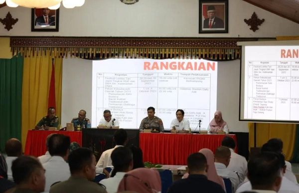 Rapat Koordinasi Panitia Pelaksana Iraw Tengkayu dan Pekan Kebudayaan Daerah