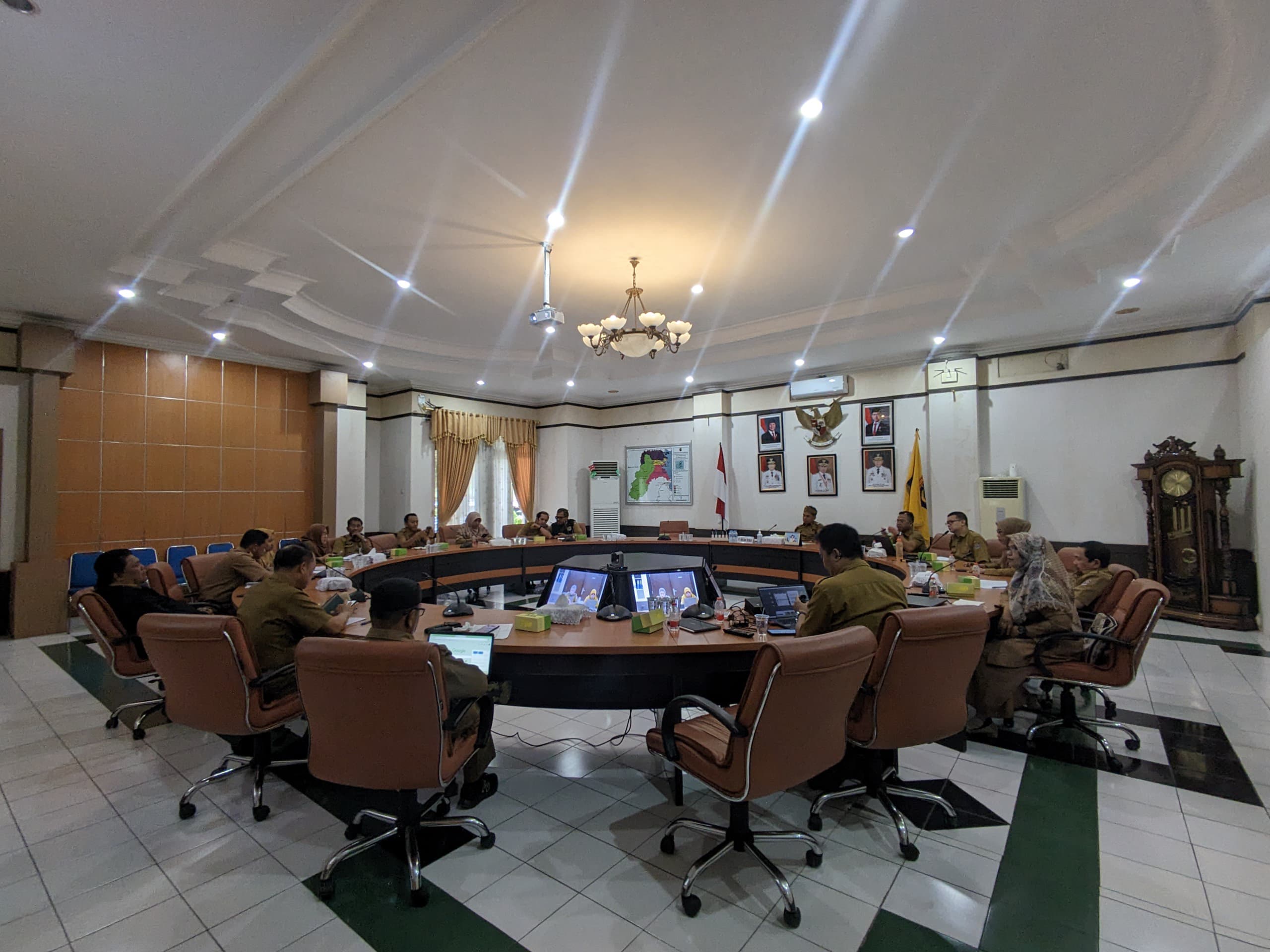 Fasilitasi Zoom Meeting Inspektorat Kota Tarakan bersama KPK