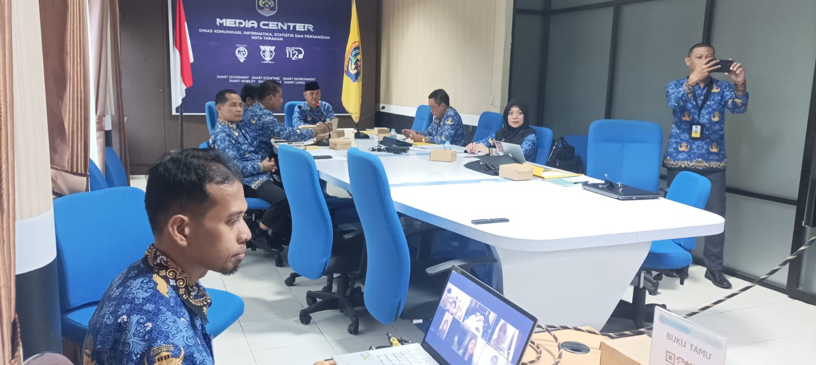 Fasilitasi Asistensi Zoom Meeting Wawancara Online Dengan RSUKT