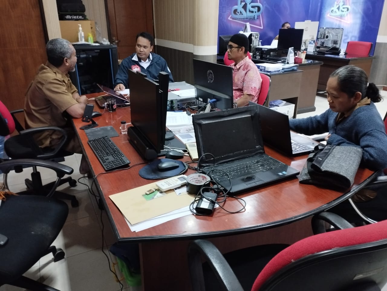 Kunjungan Dinas Pendidikan Dalam Pembahasan Aplikasi SPMB 2025, SDN dan SMPN se-Kota Tarakan