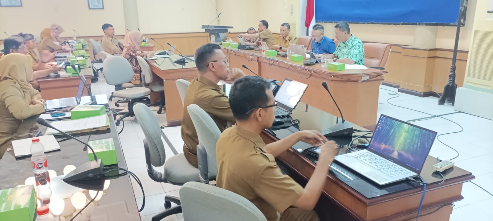 Asistensi Zoom Meeting Evaluasi Kelembagaan Bersama Kementerian Dalam Negeri