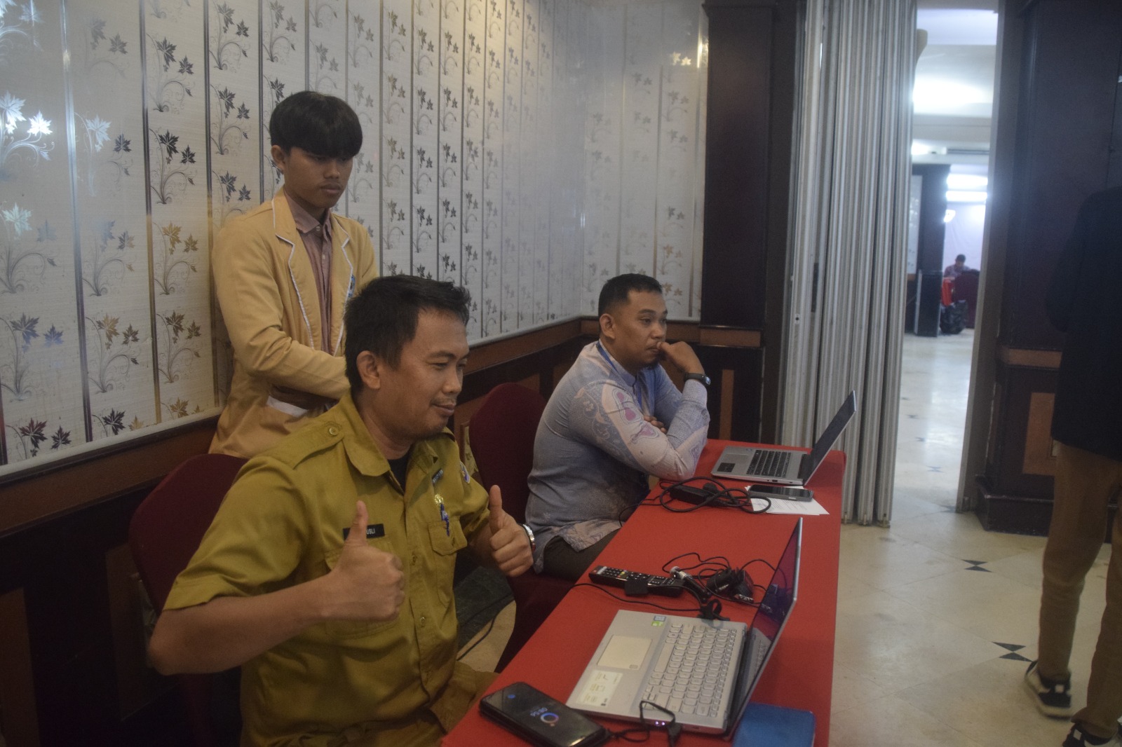 Fasilitasi ViCon Pelatihan Kepemimpinan bagi Manager Madya (INOVASI)