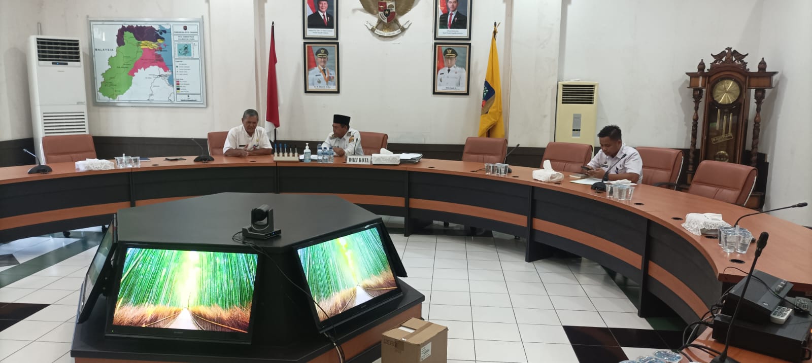 Fasilitasi Asistensi Zoom Meeting Raker & RDPU Panja Pengelolaan Perbatasan