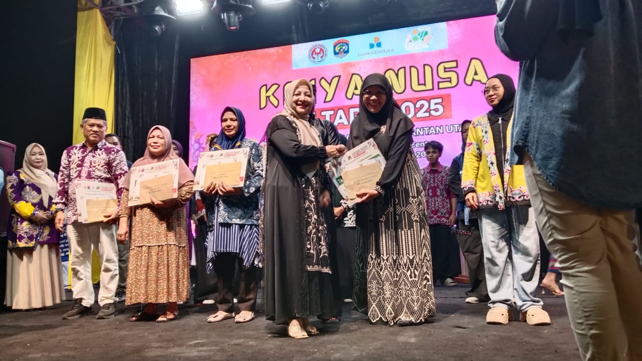 Stand DKISP Tarakan Raih Juara Harapan II Kategori Stand Kearifan Lokal