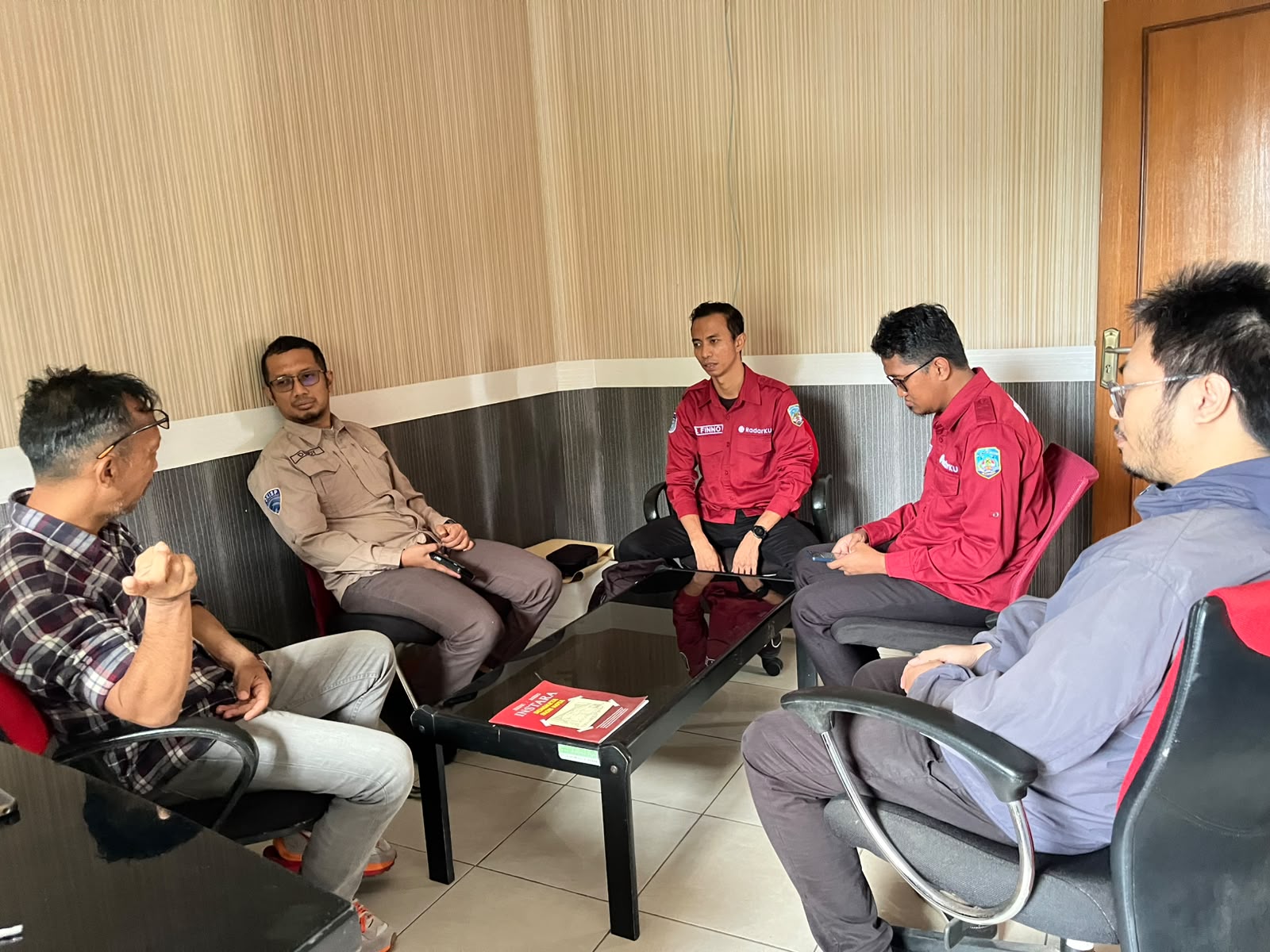 DKISP Tarakan Terima Kunjungan DKISP Kaltara Bahas Evaluasi PEMDI 2026